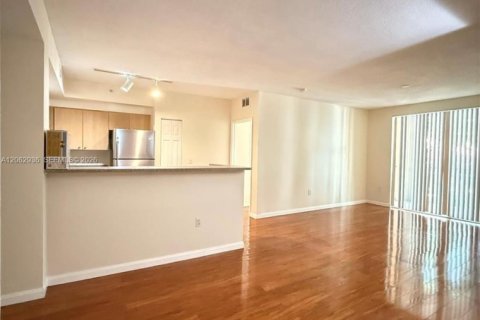 Condominio en venta en Tamarac, Florida, 2 dormitorios, 91.14 m2 № 2261034 - foto 5