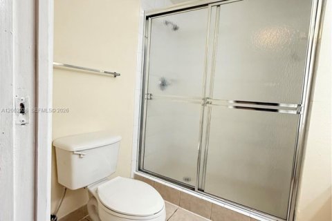Condominio en venta en Tamarac, Florida, 2 dormitorios, 91.14 m2 № 2261034 - foto 7