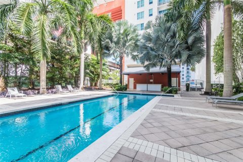 Condo in Miami, Florida, 2 bedrooms  № 1577580 - photo 22