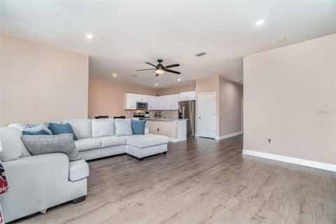 House in LaBelle, Florida 3 bedrooms, 142.14 sq.m. № 1745358 - photo 5