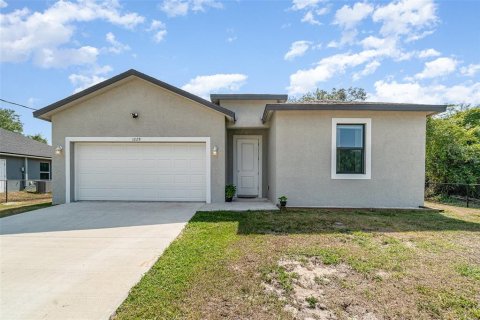 House in LaBelle, Florida 3 bedrooms, 142.14 sq.m. № 1745358 - photo 1