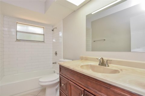 Снять в аренду виллу или дом в Лонгвуд, Флорида 7 комнат, 152.45м2, № 1910298 - фото 14