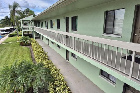 Condominio en venta en Oldsmar, Florida, 2 dormitorios, 101.64 m2 № 2196519 - foto 4