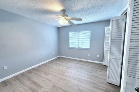 Condominio en venta en Oldsmar, Florida, 2 dormitorios, 101.64 m2 № 2196519 - foto 24