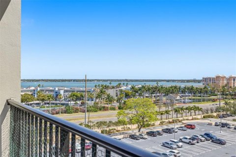 Condominio en venta en Saint Petersburg, Florida, 2 dormitorios, 109.16 m2 № 2099380 - foto 29