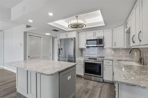 Condominio en venta en Saint Petersburg, Florida, 2 dormitorios, 109.16 m2 № 2099380 - foto 8