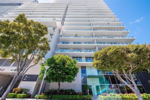 Купить кондоминиум в Майами, Флорида 2 спальни, 101.08м2, № 2048935 - фото 2