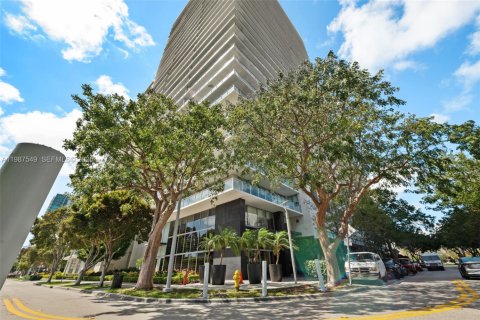 Купить кондоминиум в Майами, Флорида 2 спальни, 101.08м2, № 2048935 - фото 11