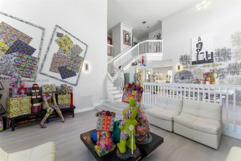 House in Miramar, Florida 6 bedrooms, 411.74 sq.m. № 1963516 - photo 4