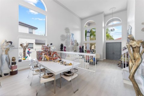 House in Miramar, Florida 6 bedrooms, 411.74 sq.m. № 1963516 - photo 7