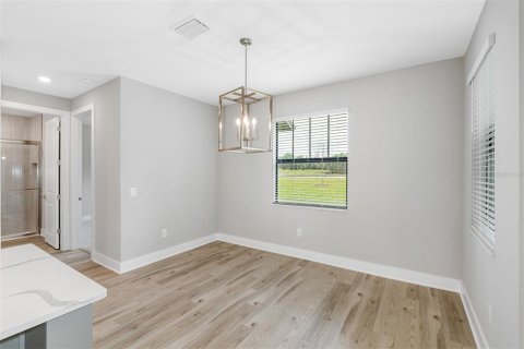 Casa en venta en Brooksville, Florida, 4 dormitorios, 235.23 m2 № 1772897 - foto 5