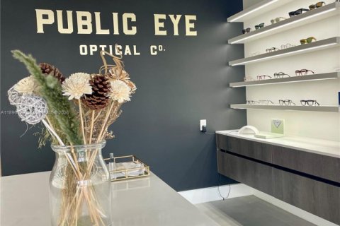 Immobilier commercial à vendre à Miami, Floride № 1948017 - photo 12