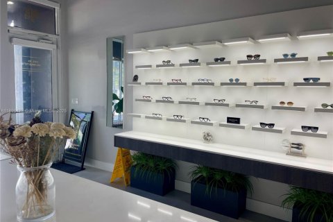 Immobilier commercial à vendre à Miami, Floride № 1948017 - photo 3