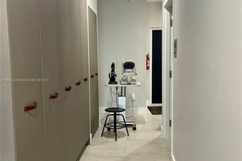 Immobilier commercial à vendre à Miami, Floride № 1948017 - photo 6