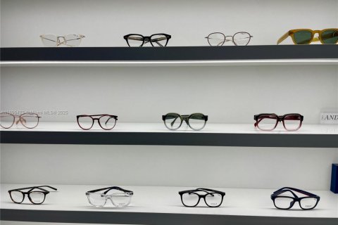 Immobilier commercial à vendre à Miami, Floride № 1948017 - photo 9