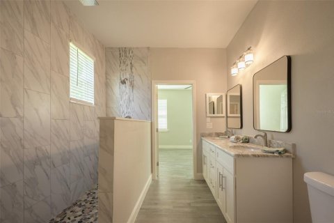 Casa en venta en Lakewood Ranch, Florida, 4 dormitorios, 168.34 m2 № 1437847 - foto 23
