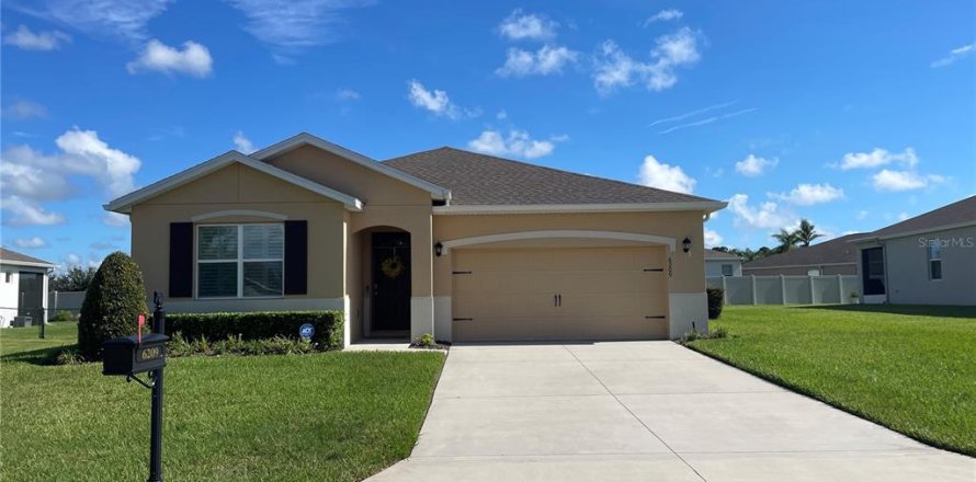 Casa en Ocala, Florida 2 dormitorios, 168.06 m2 № 1916028