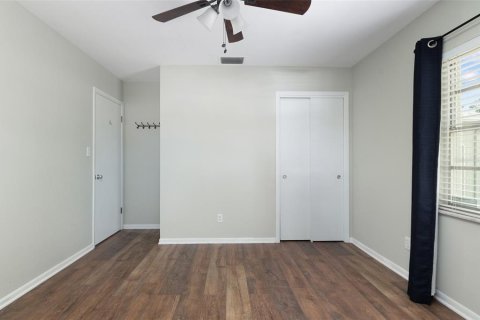 Casa en venta en Tampa, Florida, 3 dormitorios, 112.6 m2 № 1783410 - foto 19