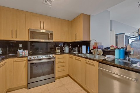 Copropriété à vendre à Fort Lauderdale, Floride: 2 chambres, 115.76 m2 № 2194303 - photo 6