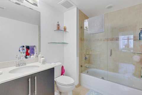 Copropriété à vendre à Fort Lauderdale, Floride: 2 chambres, 115.76 m2 № 2194303 - photo 14