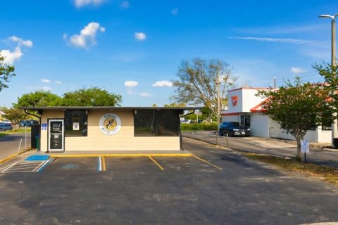 Immobilier commercial à Neptune Beach, Floride 125.6 m2 № 2197894