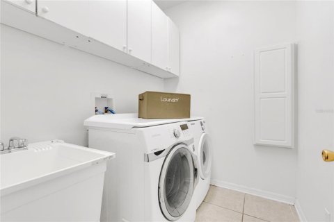 Villa ou maison à vendre à Orlando, Floride: 7 chambres, 389.45 m2 № 2128976 - photo 27