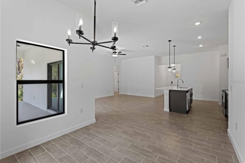 Casa en venta en Port Charlotte, Florida, 4 dormitorios, 158.86 m2 № 1526624 - foto 22