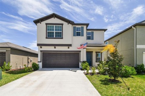 Casa en venta en Wesley Chapel, Florida, 6 dormitorios, 239.69 m2 № 1840682 - foto 1