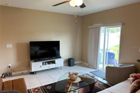 Casa en venta en Wesley Chapel, Florida, 6 dormitorios, 239.69 m2 № 1840682 - foto 7