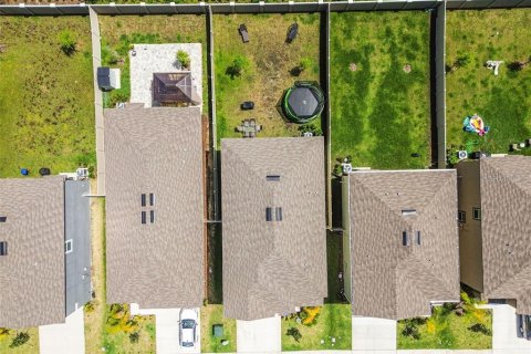 Casa en venta en Wesley Chapel, Florida, 6 dormitorios, 239.69 m2 № 1840682 - foto 3