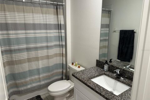 Casa en venta en Wesley Chapel, Florida, 6 dormitorios, 239.69 m2 № 1840682 - foto 9