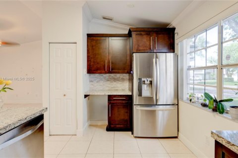 Villa ou maison à vendre à Plantation, Floride: 3 chambres, 127.83 m2 № 1975251 - photo 21