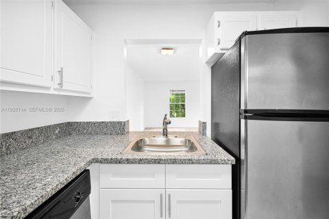 Apartment in Davie, Florida 2 bedrooms, 91.6 sq.m. № 1994180 - photo 26