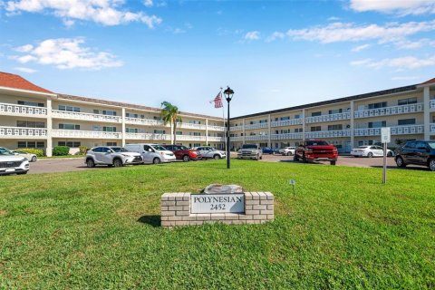 Condo in Clearwater, Florida, 2 bedrooms  № 1622864 - photo 1