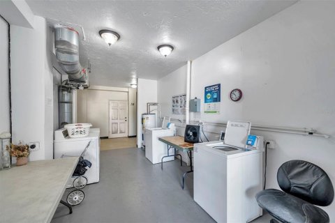 Condo in Clearwater, Florida, 2 bedrooms  № 1622864 - photo 21