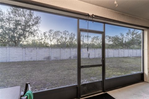 Townhouse in Gibsonton, Florida 3 bedrooms, 137.31 sq.m. № 1543857 - photo 27