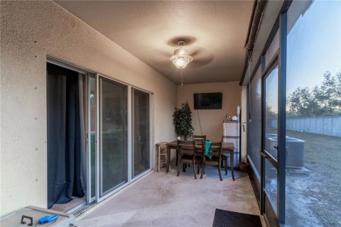 Townhouse in Gibsonton, Florida 3 bedrooms, 137.31 sq.m. № 1543857 - photo 26