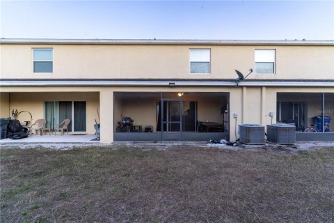 Townhouse in Gibsonton, Florida 3 bedrooms, 137.31 sq.m. № 1543857 - photo 29