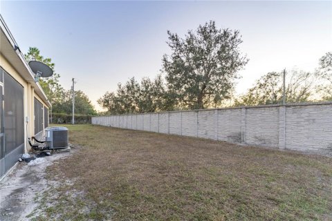 Townhouse in Gibsonton, Florida 3 bedrooms, 137.31 sq.m. № 1543857 - photo 30