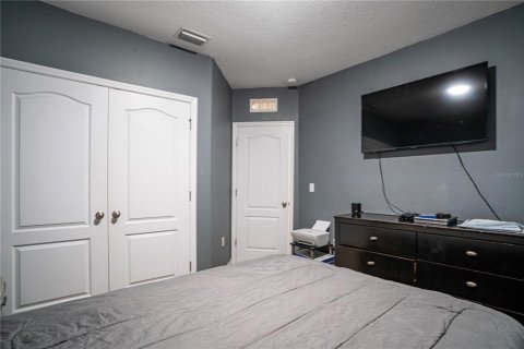 Townhouse in Gibsonton, Florida 3 bedrooms, 137.31 sq.m. № 1543857 - photo 19