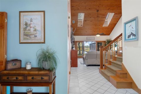 Casa en venta en Homosassa, Florida, 4 dormitorios, 213.95 m2 № 2337231 - foto 10