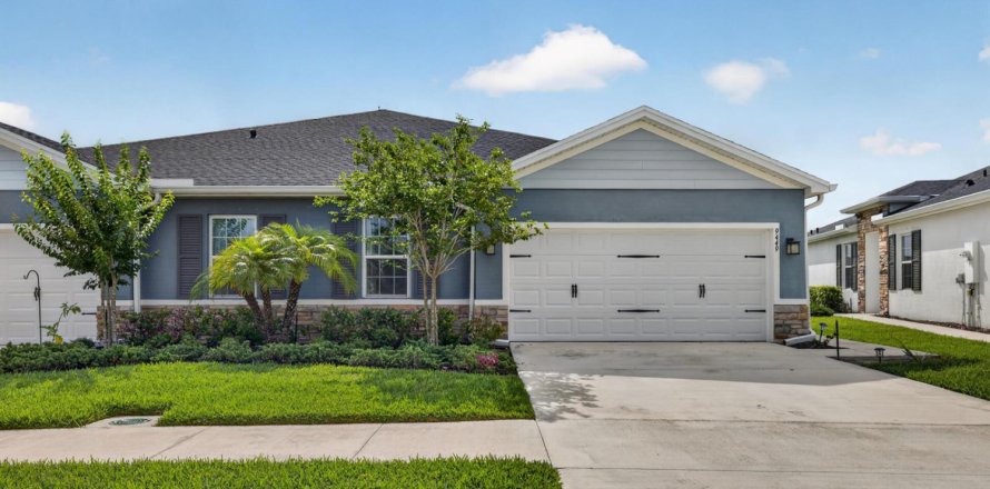 Apartment in Port St. Lucie, Florida 3 bedrooms, 139.63 sq.m. № 2083416