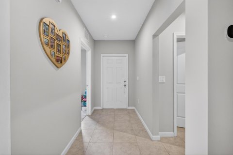 Apartment in Port St. Lucie, Florida 3 bedrooms, 139.63 sq.m. № 2083416 - photo 12