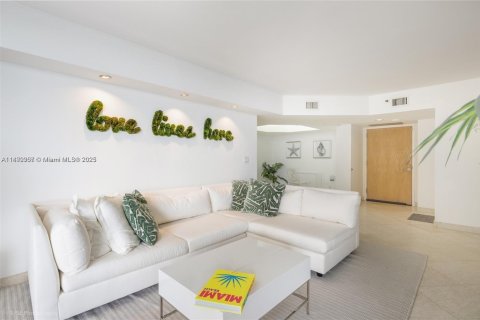 Condominio en venta en Sunny Isles Beach, Florida, 2 dormitorios, 141.21 m2 № 1946363 - foto 6