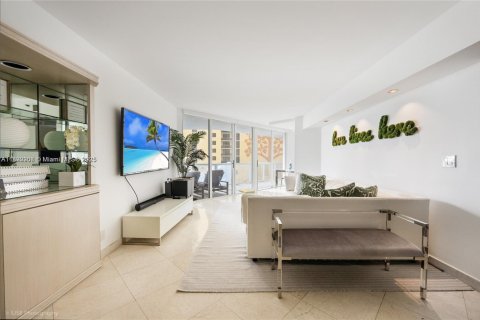 Condominio en venta en Sunny Isles Beach, Florida, 2 dormitorios, 141.21 m2 № 1946363 - foto 5