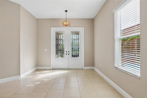 Casa en venta en Wesley Chapel, Florida, 5 dormitorios, 380.34 m2 № 2383514 - foto 3