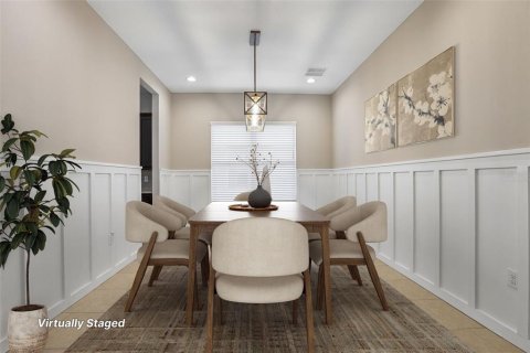 Casa en venta en Wesley Chapel, Florida, 5 dormitorios, 380.34 m2 № 2383514 - foto 8
