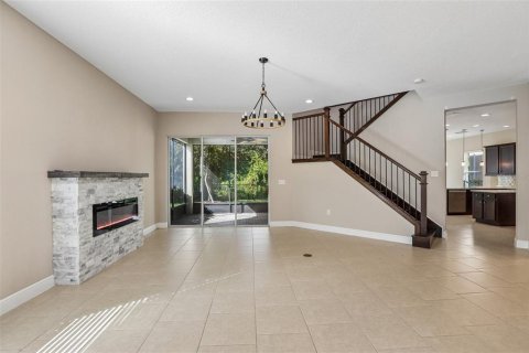 Casa en venta en Wesley Chapel, Florida, 5 dormitorios, 380.34 m2 № 2383514 - foto 5
