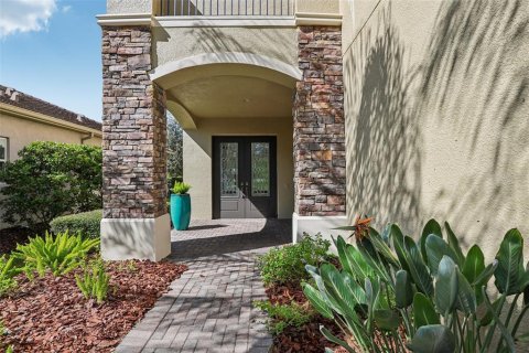 Casa en venta en Wesley Chapel, Florida, 5 dormitorios, 380.34 m2 № 2383514 - foto 2