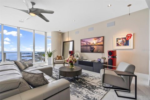 Copropriété à vendre à Saint Petersburg, Floride: 3 chambres, 218.69 m2 № 1910839 - photo 3